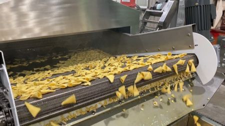 3. Friggitrice ad olio profondo continua